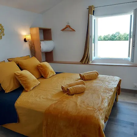 De La Petite Trotterie Vakantiehuis Peuton
